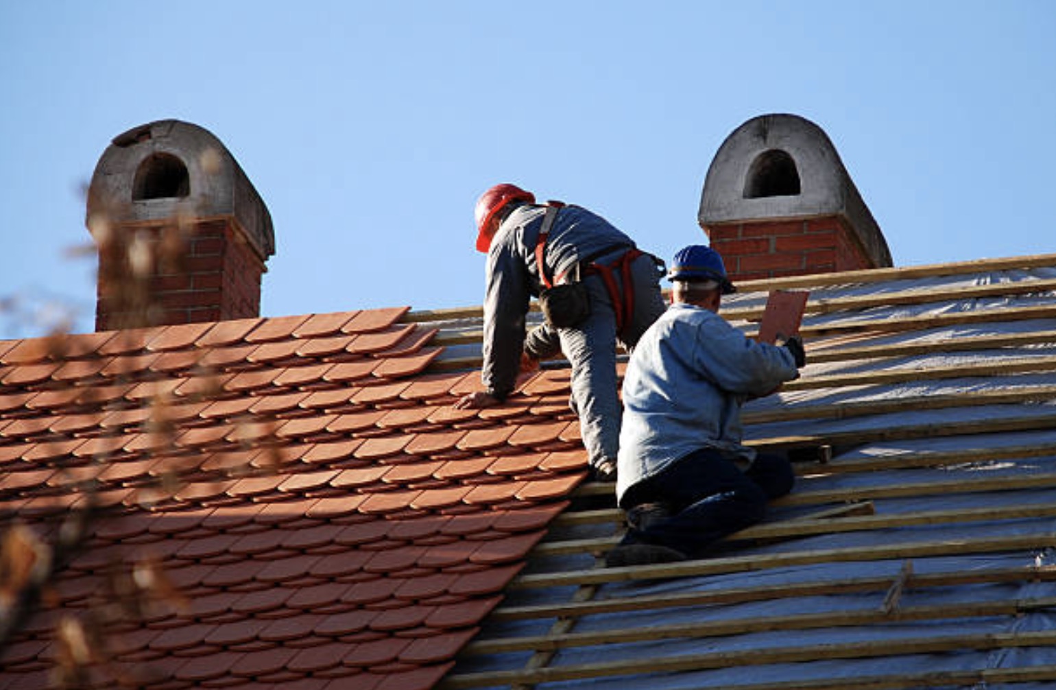 Dependable Commercial Roofing Services During Every Season